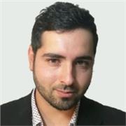 Insegnante di lingue per studenti di liceo, scuola media e elementare