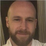 Profesor de Matemáticas y Física imparte clases a niños/as de 3 a 15 años