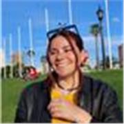 Estudiante avanzada de inglés con experiencia brindando clases para todas las edades