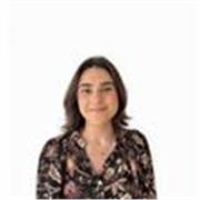 Soy Lola Gámez, graduada en Farmacia y Biotecnología, y me gustaría ofrecerme para dar clases particulares