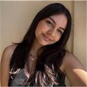 Bachiller en Gestión Empresarial y Lengua y Literatura 