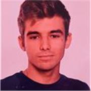 Estudiante de tercer año de Ingeniería Informática, con bachillerato científico y un grado superior en programación web, doy clase