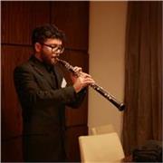 Il metodo più indicato all'insegnamento di uno strumento musicale è l'ascolto.
Durante il mio percorso ho capito che ognuno di noi ha una propria identità musicale.
Il mio obiettivo sarà quello di scoprirlo insieme attraverso una metodologia del tutto inn