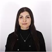 Puedo brindar clases de diveras áreas historia, social, lenguaje, educación emocional o en lo que se requiera apoyo. 