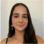 Estudiante de Podología, con bachiller científico de ciencias de la salud.