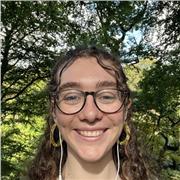 GCSE Maths and English tutor with 5 years experience giving one-on-one, online lessons.