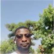 I’m a friendly and knowledgeable teacher who loves making complex topics like economics easy to understand. My lessons are aimed at students of all levels, from beginners to those who want to deepen their understanding. I believe that everyone can benefit