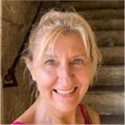 Spanish tutor providing Spanish lessons to children all ages