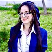 I am a PhD in Chemistry with experience in university and private tutoring. I am patient, clear, and organized, and I adapt my tea
