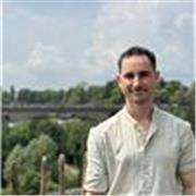Spanish journalist. This classes will be oriented to foreigners that would like to learn Spanish.