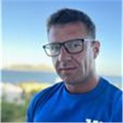 I have 10 years of experience in fitness industry, last 5 years I’m working with people at the gym but also I help people online
