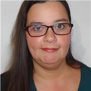 Erfahrene Dozentin unterrichtet Deutsch als Fremdsprache . Hilfe beim Texte Schreiben oder Prüfungsvorbereitung