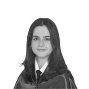 Graduada en Biología ofrece clases de rama científica a estudiantes de secundaria