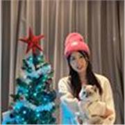 I am a Chinese native speaker, and now I am studying psychology in UK