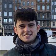Professeur particulier de guitare donne des cours particuliers pour débutants