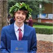 Neolaureato in giurisprudenza (diritto), offro lezioni di recupero o di approfondimento/aiuto compiti/aiuto tesi. 