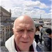 Técnico elctromecanico enseña matematica basica y medios de comercialización en comercios