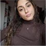 Posso aiutare le persone ad imparare ad utilizzare i principali software grafici come Illustrator, Photoshop o anche Canva.