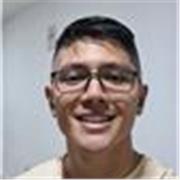 Profesor de inglés, titulado en Australia ofrece clases en Madrid o Santander. 