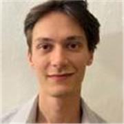 Sei alla ricerca di un insegnante che possa aiutarti a comprendere e studiare con passione la Musica?