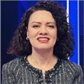 öğrenmeye ve öğretmeye açığım. 21 yıllık hukuk tecrübemle hukuk öğrencilerine ders verebilirim.