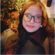 Profesora te apoyo escolar especializado en clases para niños en ciencias naturales