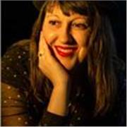 Soy profesora titulada superior de la Esmuc con 22 años de experiencia y ofrezco clases de piano y lenguaje musical presencial y online
