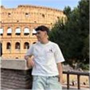 Estudiante de Arquitectura, graduado de Bachillerato Científico