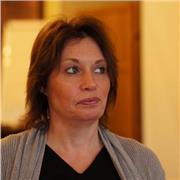 English tutor providing lessons to children of all ages