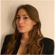 Diplômée d’une licence d’économie et de finance et actuellement étudiante en Master 1 du Programme grande école de l’EDHEC