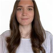 Estudiante de Ingeniería da clases de matemáticas y física