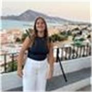 Profesora de apoyo escolar especializada en matemáticas y resolución de problemas