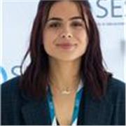 Profesora de refuerzo de inglés presencial u online para niños