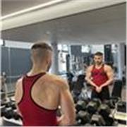 Laureato in scienze motorie con 5 anni di esperienze 