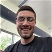 Profesor de Inteligencia Artificial para estudiantes de Bachillerato, FP, universidad y adultos.