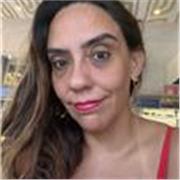 Buongiorno a tutti! Sono Roberta, di madrelingua portoghese brasiliana che è innamorata sia del portoghese che dell’italiano.