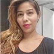 Estudie administración ee empresa y danza y cultura . Doy clase de baile