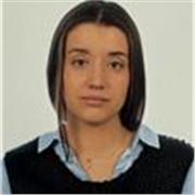 Maestra de Educación Primaria con una extensa y sólida carrera de formación.
