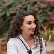 Fotografa professionista insegna a principianti tecniche di base e introduzione all'editing