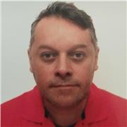 Puedo enseñar como ser un buen locutor de radio, haciendo un manejo completo de la dicción y la oratoria, la fluidez al hablar en el bello arte de la comunicación.