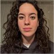 Estudiante universitaria de biotecnología, cualificada en idiomas y con experiencia en enseñar matemáticas, entre otras asignatura