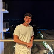 Profesor de Física, Matemáticas y Dibujo Técnico preferiblemente para Bachillerato, pero también apto para la ESO o Primaria.