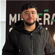 Persona con conocimientos en informática, hice el bachillerato en informática