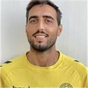 Profesor que ha sido Futbolista Profesional más de 10 años y actualmente entrenador de fútbol base