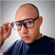 Profesor de inteligencia artificial, informática y apoyo educativo, con experiencia en soporte digital y clases de refuerzo como v