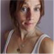 Educadora social, con larga experiencia en impartición de clases en ciencias sociales, filosofía, geografia y lenguas.