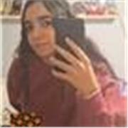 Joven con la ESO con matricula de honor en matemáticas 
