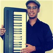 Profesor imparte clases de Piano, Guitarra, Sax