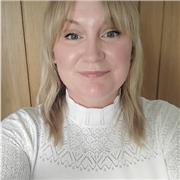 French teacher with many years experience from beginner to GCSE