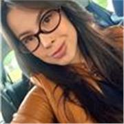 Professora de Língua Portuguesa, com experiência em ensino regular e abordagens específicas para concurso público